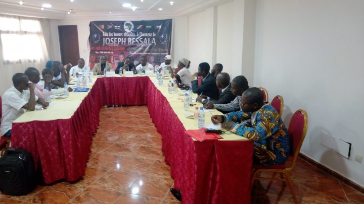 Conférence de presse relative au gala en hommage à Joseph Bessala