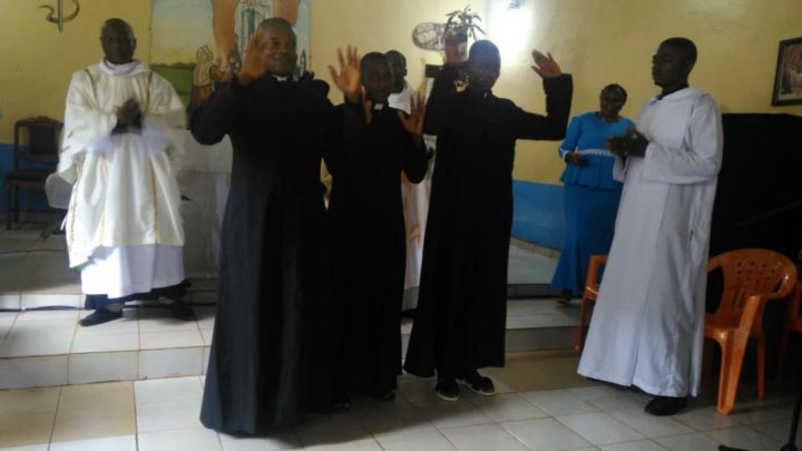 De nouveaux prêtres exorcistes consacrés à Yaoundé