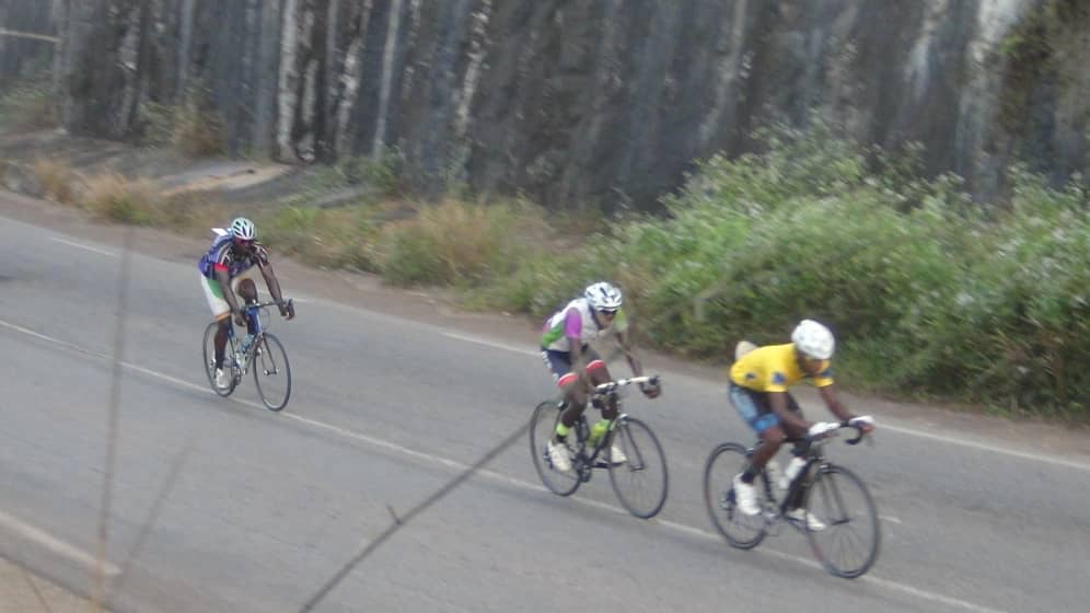 Cyclisme : Rodrigue Nounawé mène encore les débats au cours de la 8ème étape de la transca 2020
