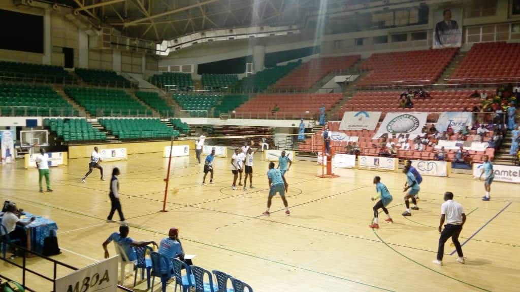 Volley-ball : Les équipes nationales cadets filles et garçons marchent sur leurs adversaires au cours de la 5ème journée du tournoi des partenaires de la FECAVOLLEY
