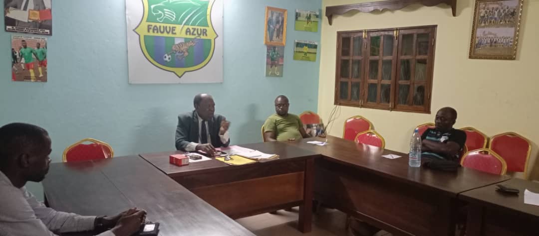Football : Fauve Azur de Yaoundé ménage sa monture