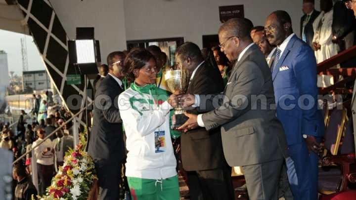 Flash back sur la clôture de la saison sportive 2021-2022: Les prouesses de La Fleur Denise Ndzie Bomba, vainqueur de la coupe du Cameroun de savate et karaté shotokan……