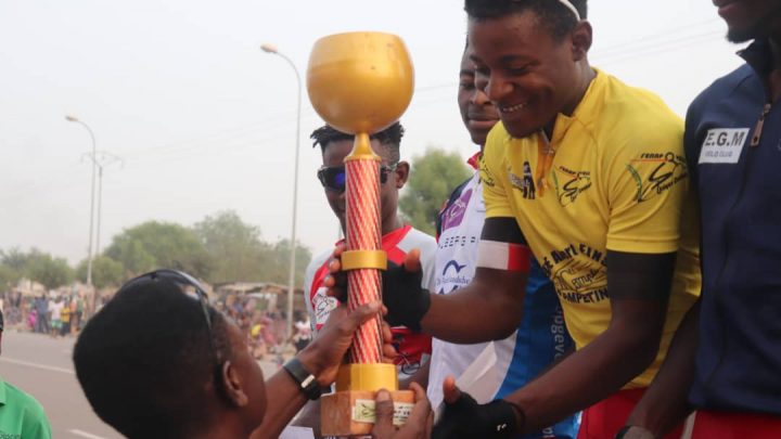 Cyclisme :  6e étape de la Transca 12, Steve Ngueguim de nouveau sur la plus haute marche du podium