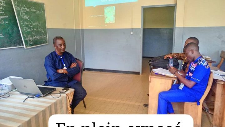 Traitement du corps chez les Ossananga et Djanti du Mbam et Kim au Cameroun : regarddiachronique et décryptage anthropologique ou Pratique du traitement du corps, rôle et évolution du chez Waki(Ossananga) et Djanti