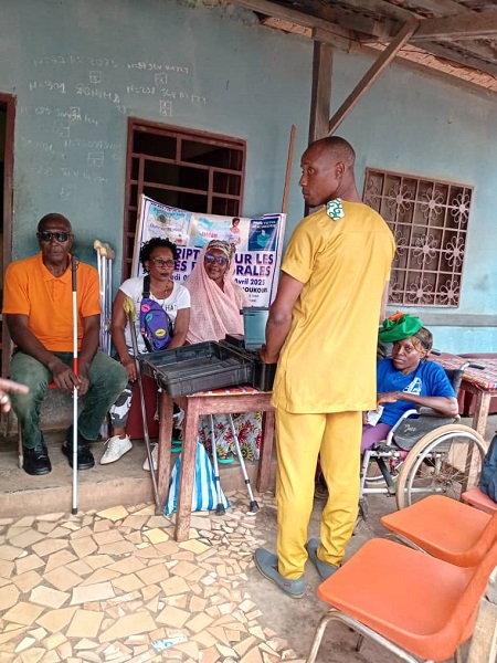 PRÉSIDENTIELLE 2025, Yaoundé 2: Disparition de l’enveloppe destinée au transport des personnes handicapées lors d’un meeting du RDPC…. PRÉSIDENTIELLE 2025, Yaoundé 2: Disparition de l’enveloppe destinée au transport des personnes handicapées lors d’un meeting du RDPC….