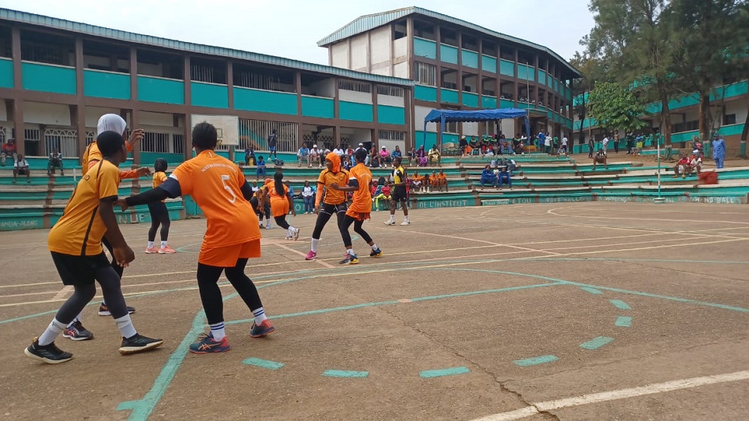 Handball au féminin : le Mfoundi 4 célèbre la femme sur le terrain