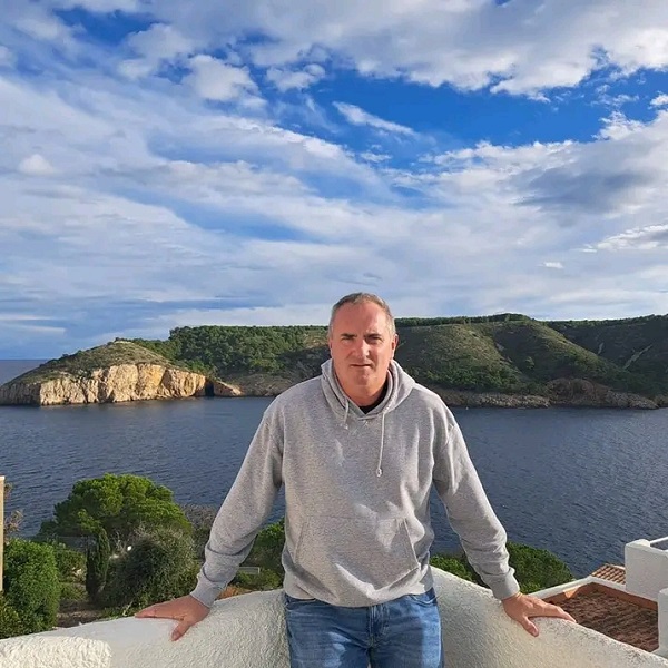 RUGBY – TOURNOI « SOURCE DU PAYS » : STÉPHANE CISSÉ, L’ARCHITECTE DE L’OMBRE DES RHINOCÉROS SORT DU SILENCE