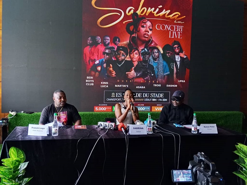 Culture : Afrobeat – Sabrina en concert live à Yaoundé