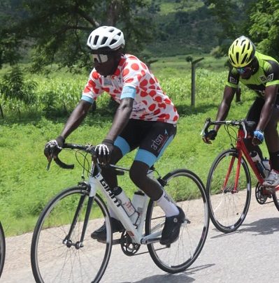 CYCLISME : Transca 14 – Coup de théâtre à Meiganga, Abdoul Karim s’empare du maillot jaune !