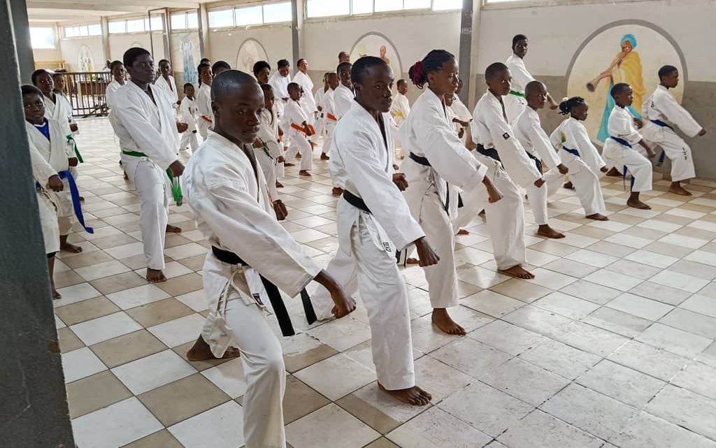 KARATÉ : Harmonisation des techniques au Sporting Karaté Club – La pédagogie sociale au cœur de la pratique