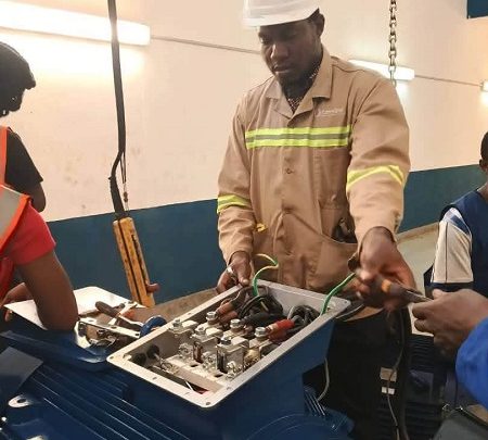 SOCIÉTÉ : Eau potable à Yaoundé – Une nouvelle électropompe à Mbankolo pour mettre fin au rationnement