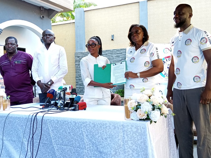 FOOTBALL : Mercato XXL – Nchout Njoya Ajara s&rsquo;engage officiellement avec Lékie FF pour disputer la Ligue des Champions africaine